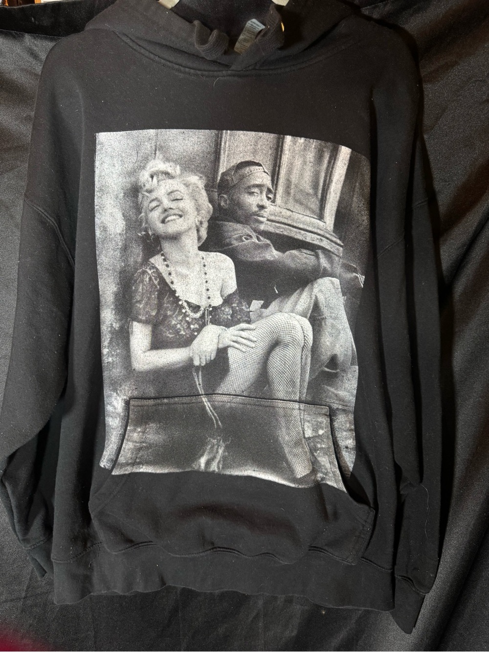 Black Graphic Pullover Hoodie Sweatshirt - Unbranded